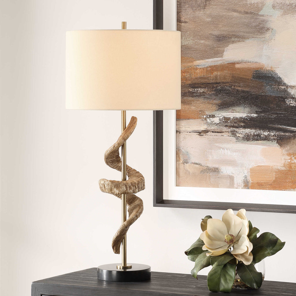 RAM HORN TABLE LAMP WITH WOODEN BASE HANDMADE UNIQUE STYLE COPY COLLECTOR A RAM HORN TABLE LAMP WITH WOODEN BASE HANDMADE UNIQUE STYLE COPY COLLECTOR A