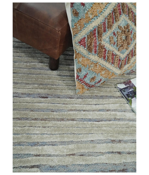 Beige and Blue Handmade 8x10 Wool and Silk Area Rug