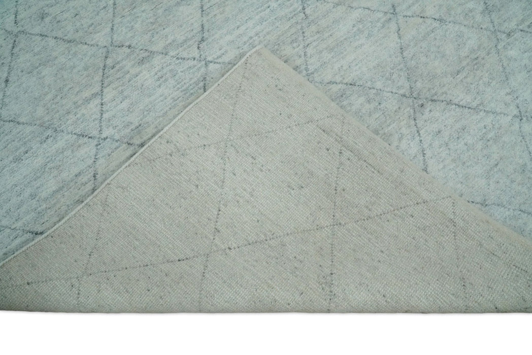 Hand Woven Silver and Gray 8x10 Trellis Moroccan Rug Made with Fine Wool | TRDCP105810
