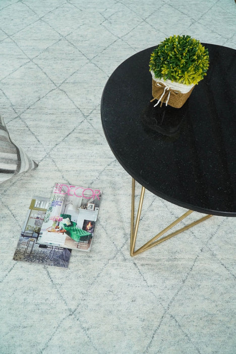 Hand Woven Silver and Gray 8x10 Trellis Moroccan Rug Made with Fine Wool | TRDCP105810