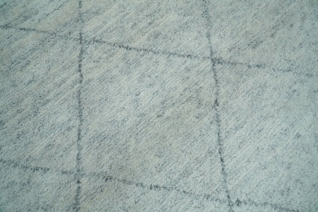 Hand Woven Silver and Gray 8x10 Trellis Moroccan Rug Made with Fine Wool | TRDCP105810