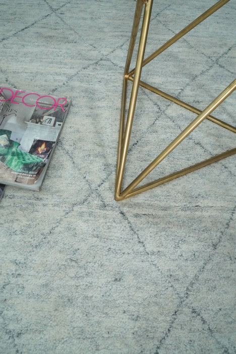 Hand Woven Silver and Gray 8x10 Trellis Moroccan Rug Made with Fine Wool | TRDCP105810