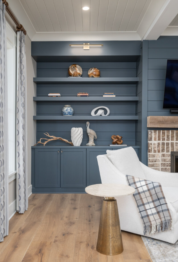 CURATED SOUTHERN LUXURY