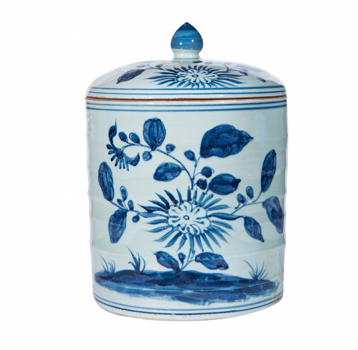 Blue and White Leaf Petal Ribbed Tea Jar